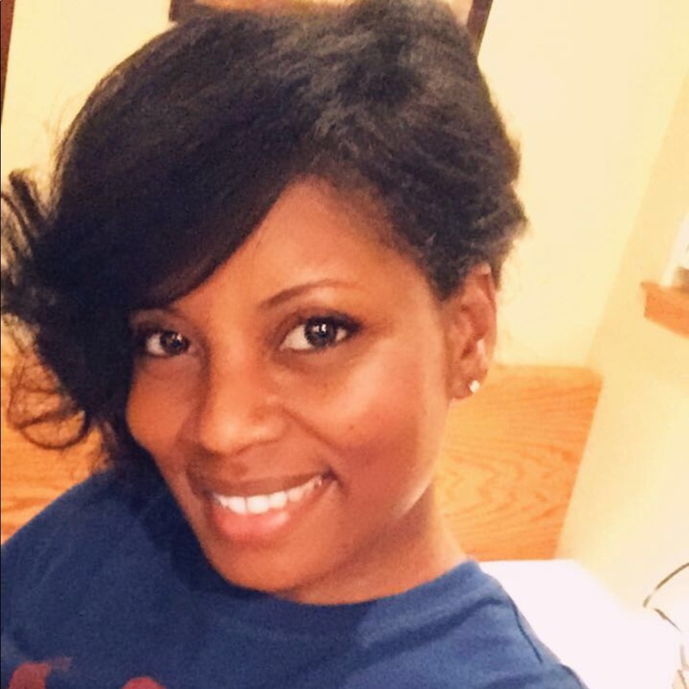 Meet your Posher, Nita
